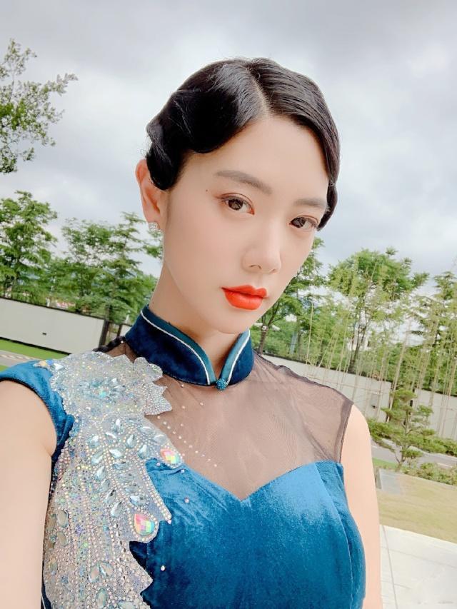 湿漉漉的吻